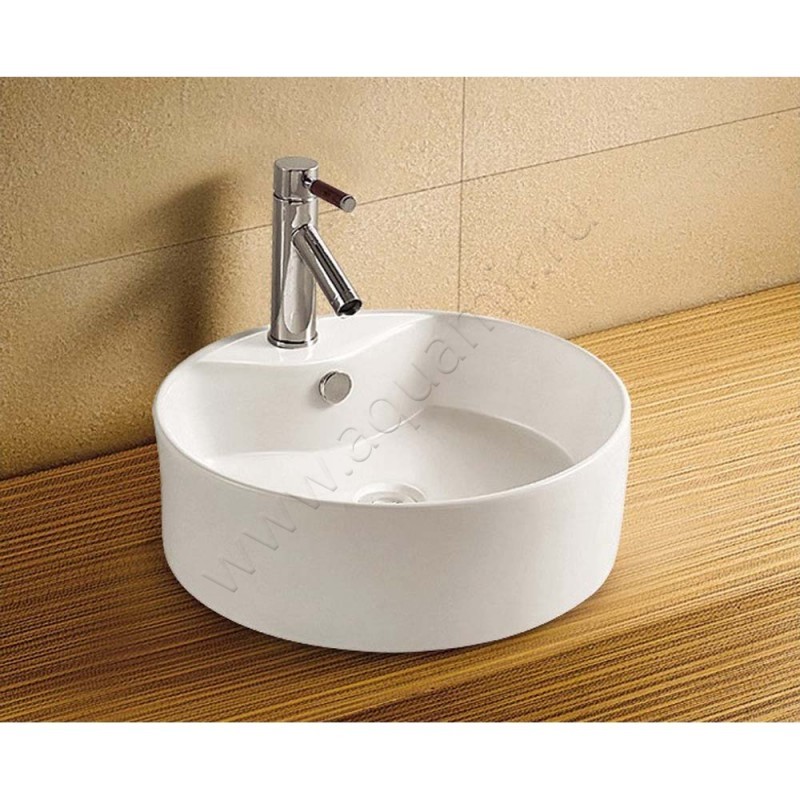 Раковина-чаша накладная с отверстием под смеситель Azario 45 см AZ3018 в интерьере