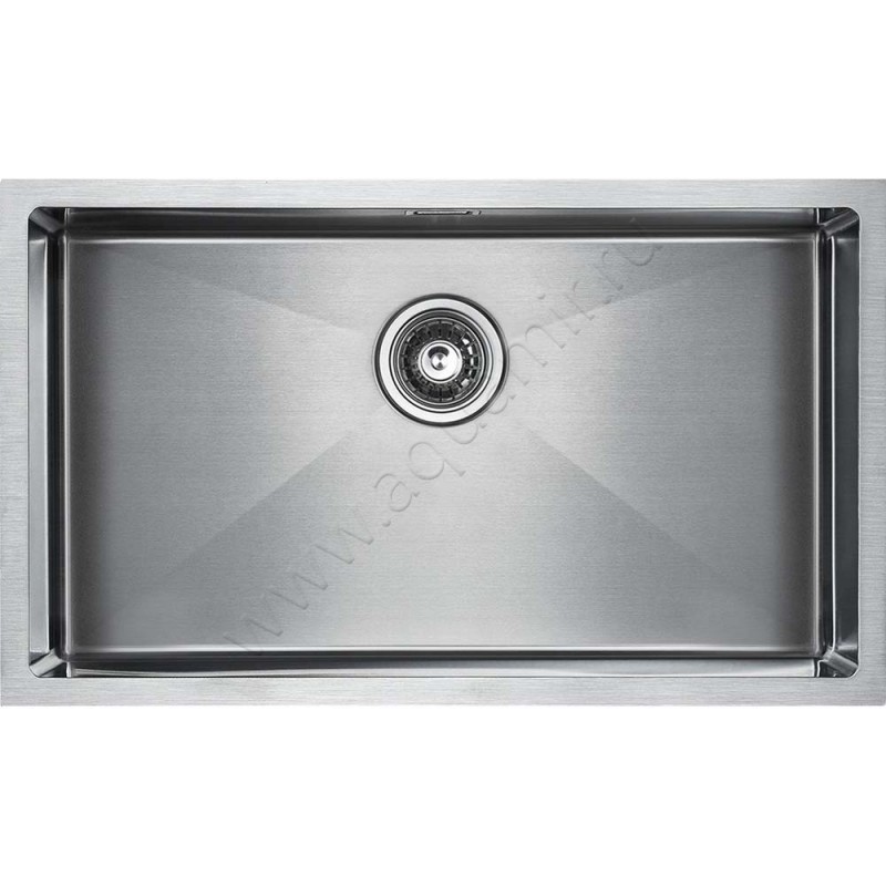 Кухонная мойка Paulmark Koher 74 см PM807444BS в интерьере