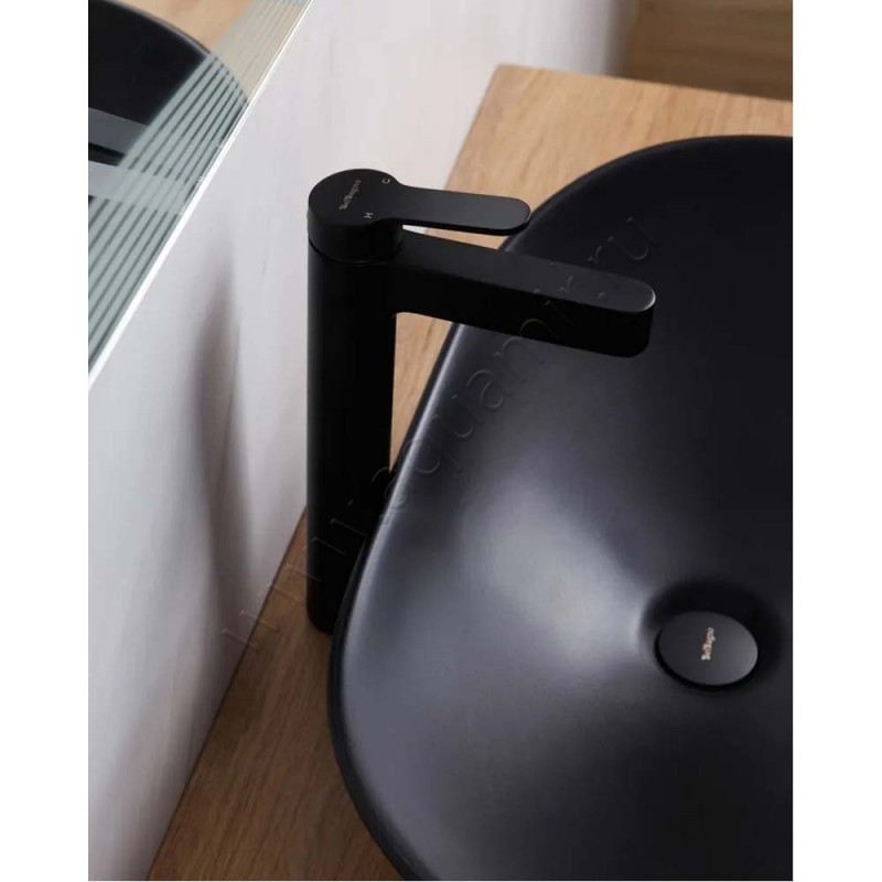 Раковина-чаша накладная BelBagno BB1404H301 в интерьере