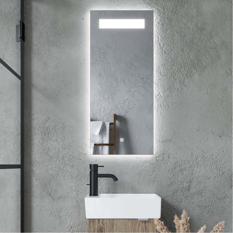 Зеркало c подсветкой Sancos Solo SL35 в интерьере