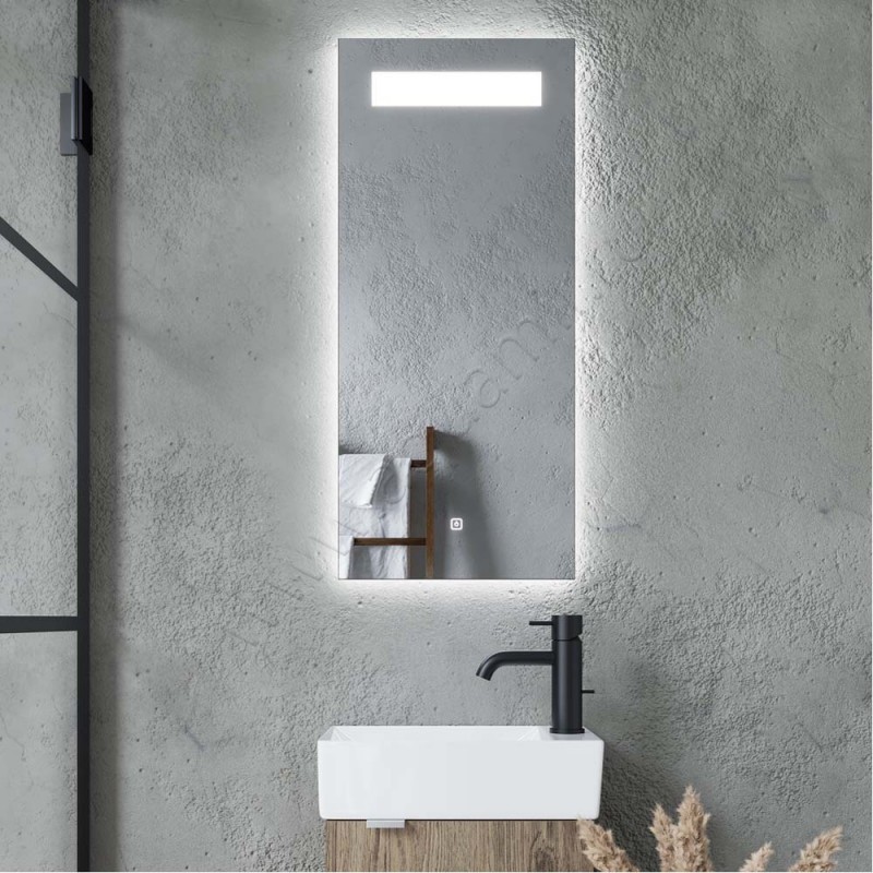 Зеркало c подсветкой Sancos Solo SL35 в интерьере