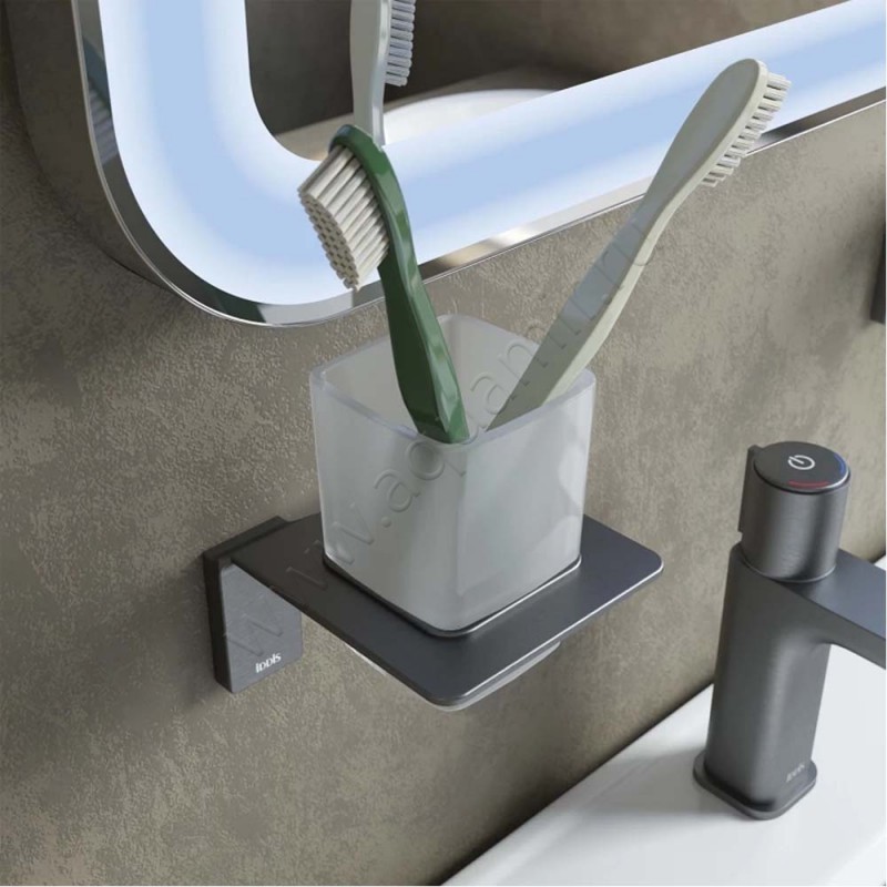 Стакан подвесной Iddis Slide SLIGMG1I45 в интерьере