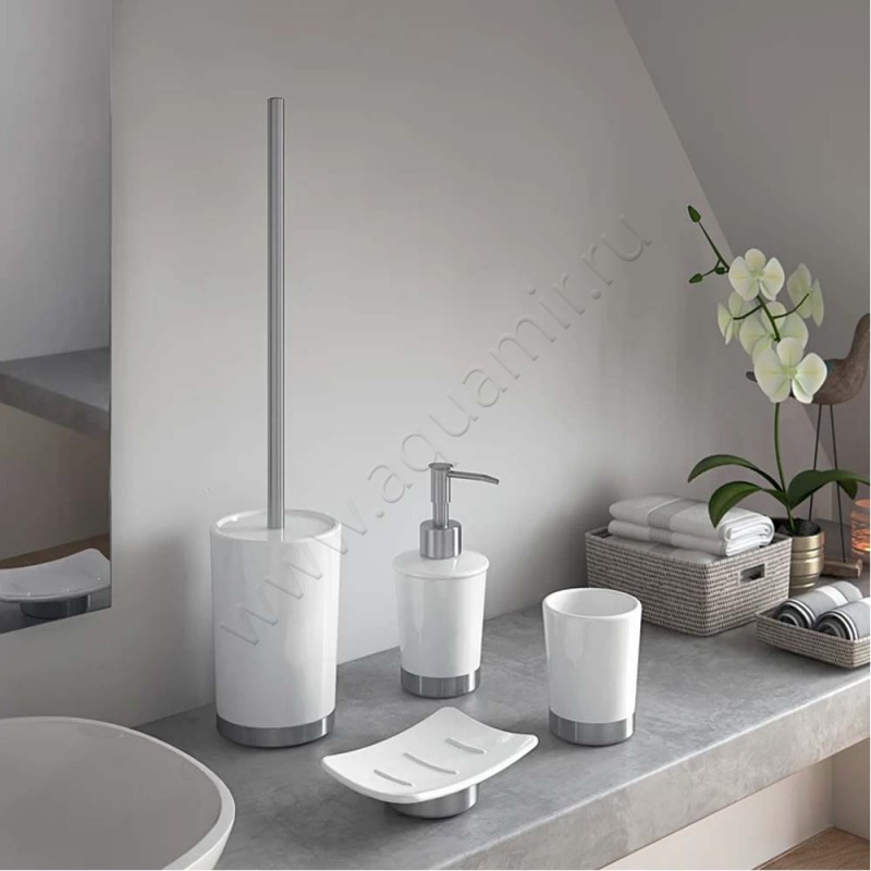 Дозатор Gedy Petunia белый PE8102 в интерьере