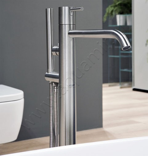 Смеситель для ванны Antonio Lupi AYATI AY903SA в интерьере