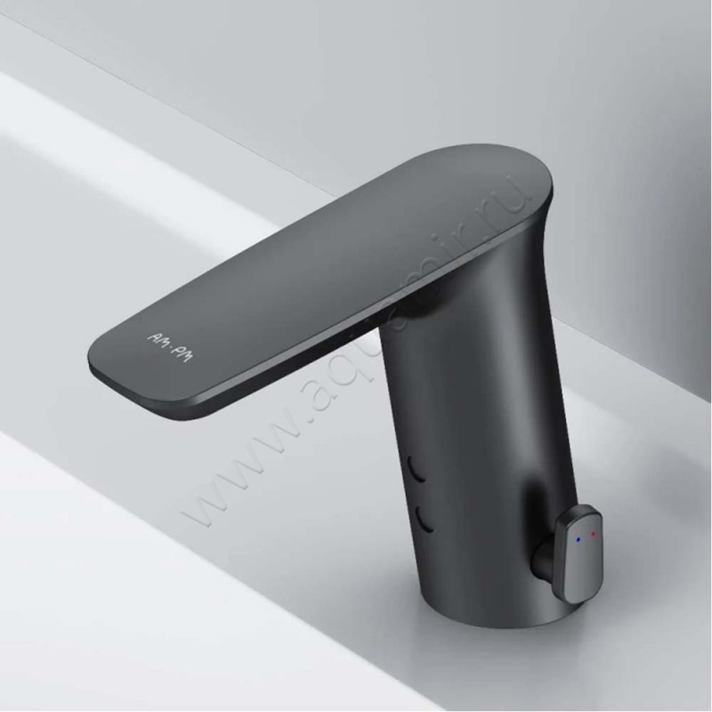 Смеситель для раковины AM.PM Inspire V2.0 сенсорный, черный матовый F50A02322 в интерьере