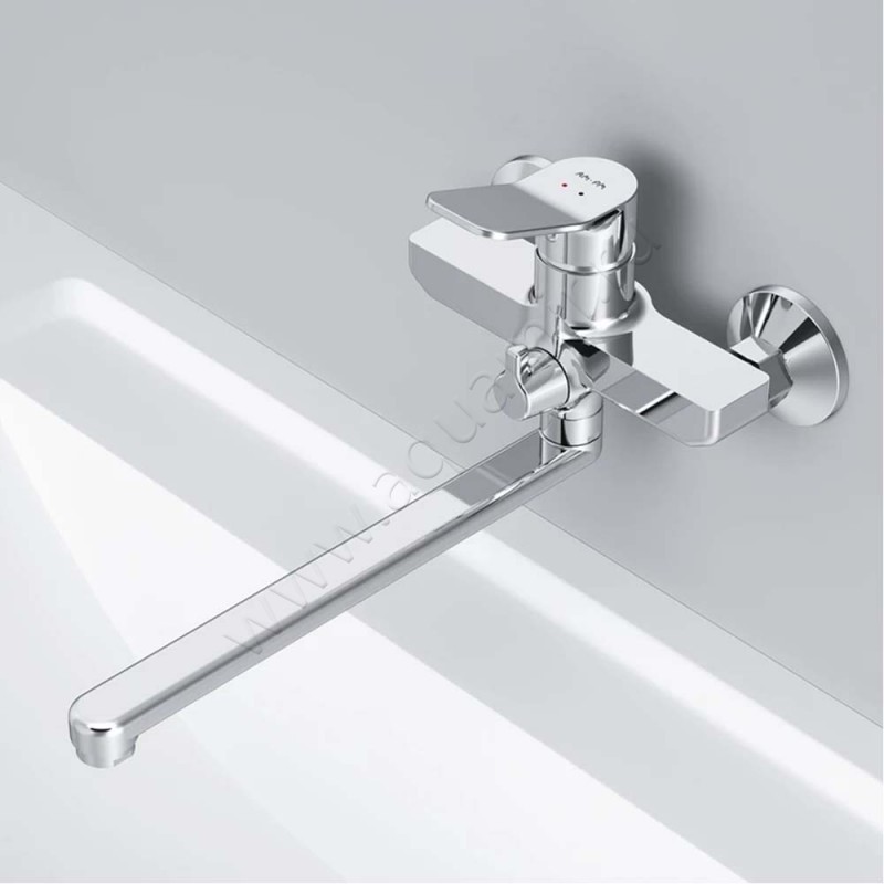 Смеситель для ванны AM.PM X-Joy с длинным изливом, хром F85A90000 в интерьере