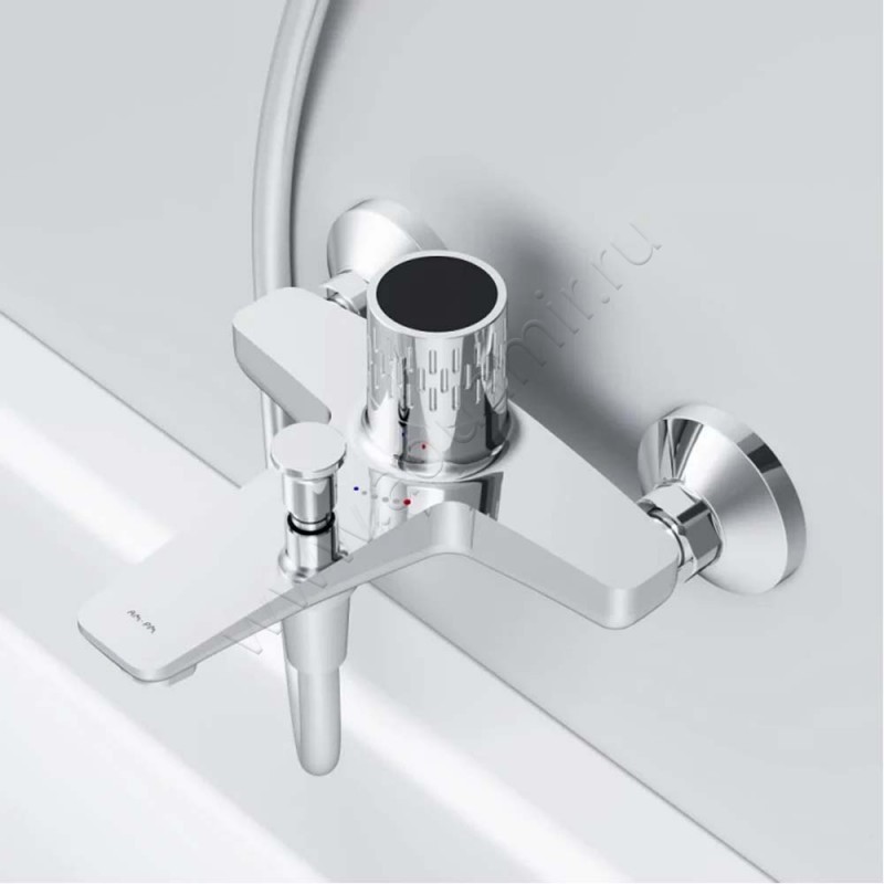 Смеситель для ванны AM.PM Gem хром F90A10400 в интерьере