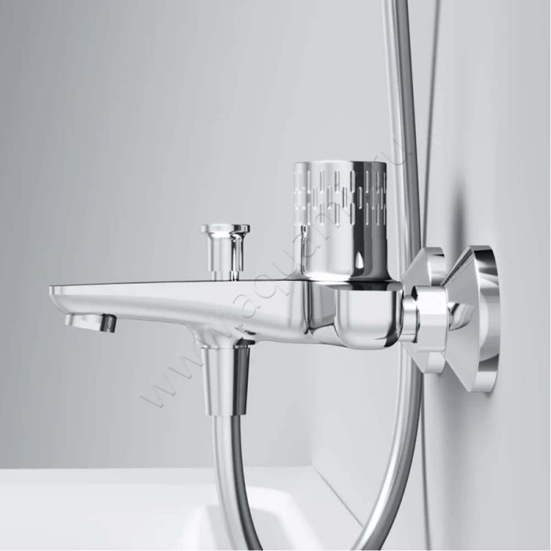 Смеситель для ванны AM.PM Gem хром F90A10400 в интерьере