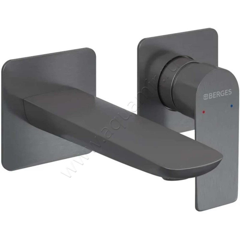 Смеситель Berges Wasserhaus Ventas S 076014 в интерьере