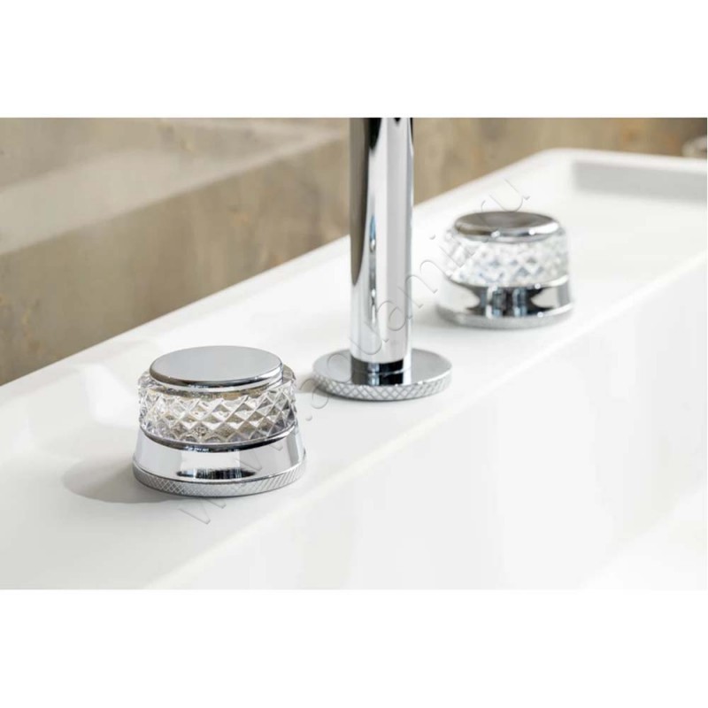 Смеситель для раковины Boheme Aura хром 152CRA в интерьере