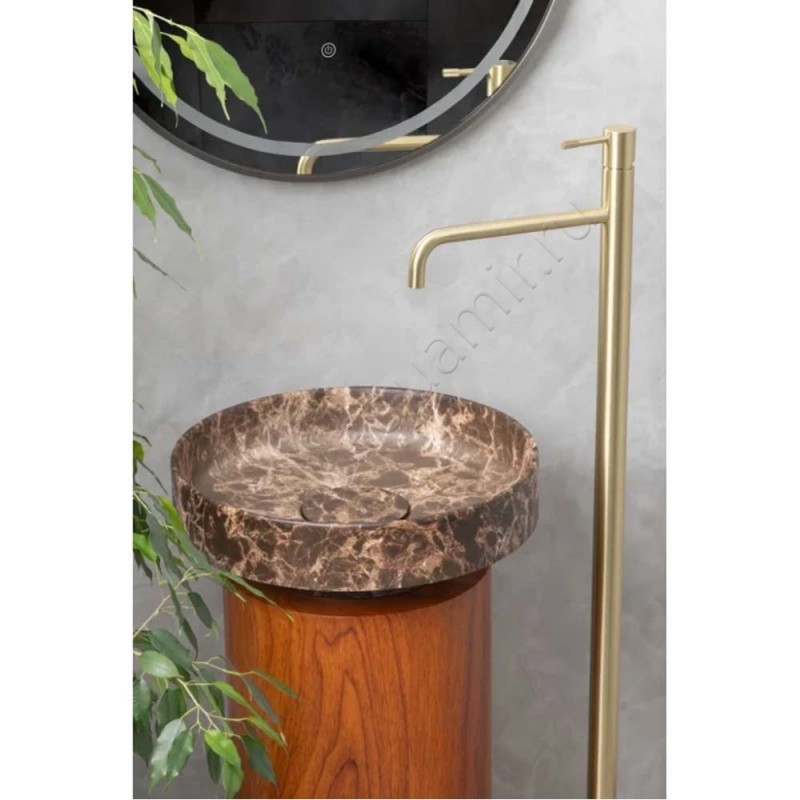 Смеситель Boheme Uno золото матовое 107MG в интерьере