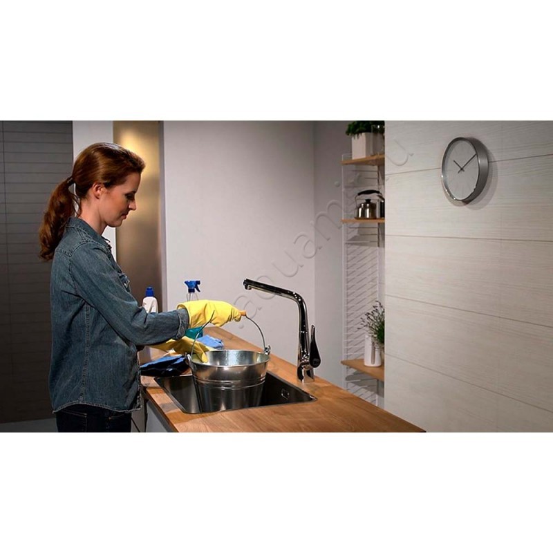 Однорычажный смеситель для кухни Hansgrohe Metris M71 хром 14822000 в интерьере