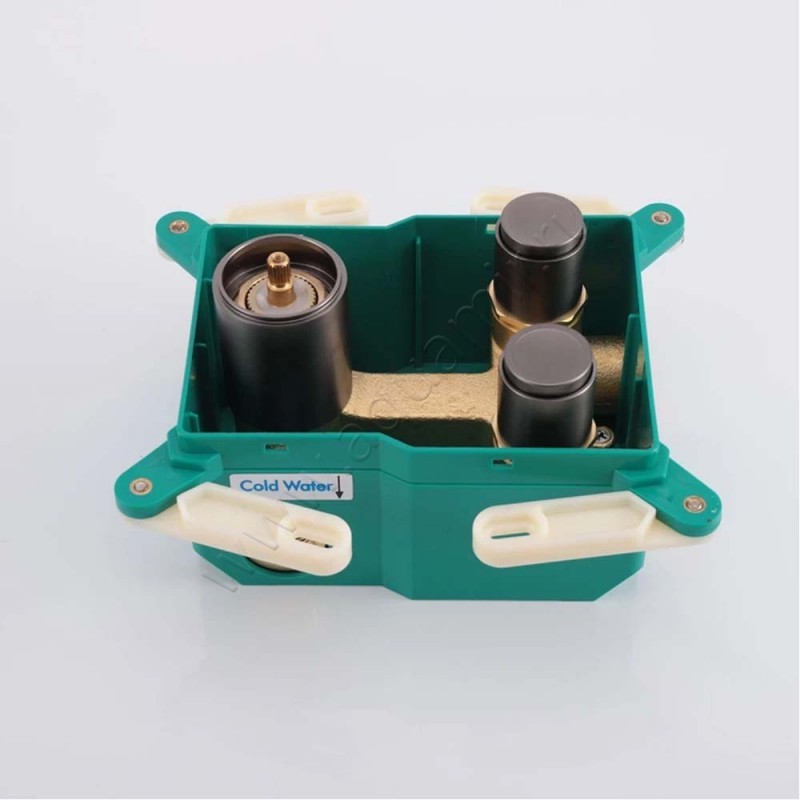 Смеситель Vincea черный матовый VSCV421MB в интерьере