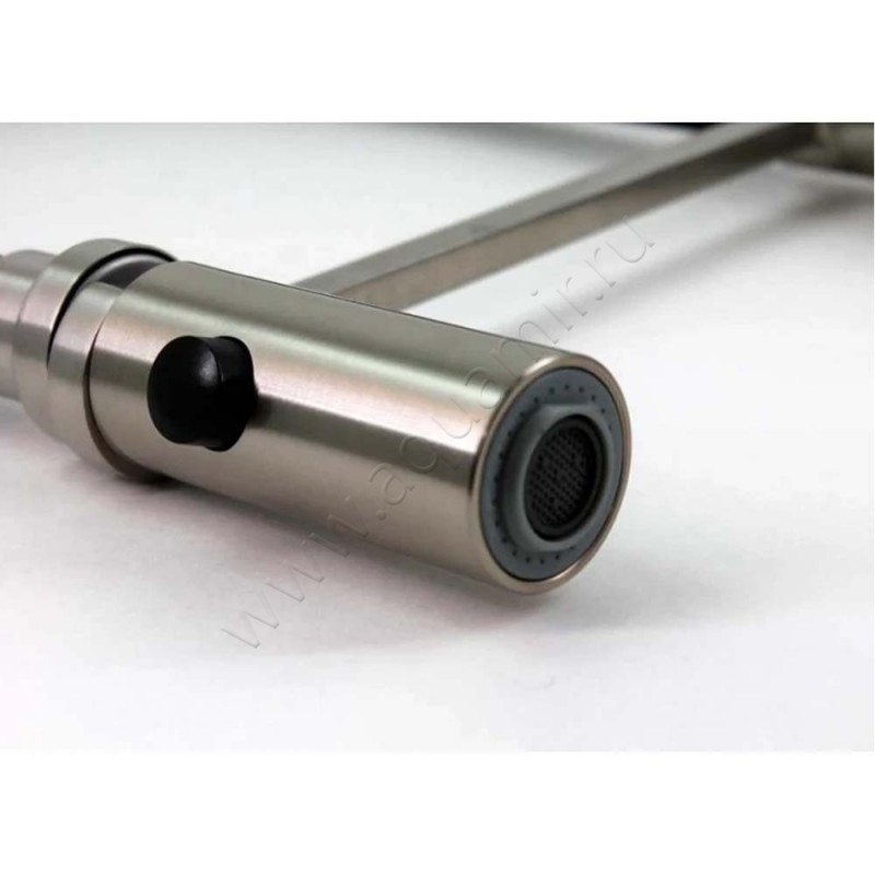 Смеситель для кухни Fashun A541028 в интерьере