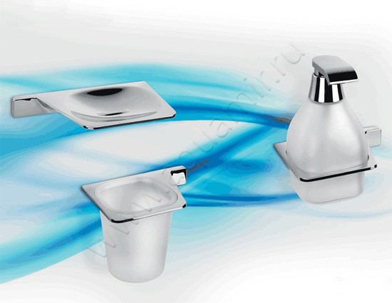 Дозатор Colombo Alize хром B9330SX в интерьере