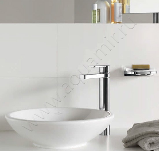 Смеситель для раковины Villeroy & Boch Just 3353496500 в интерьере