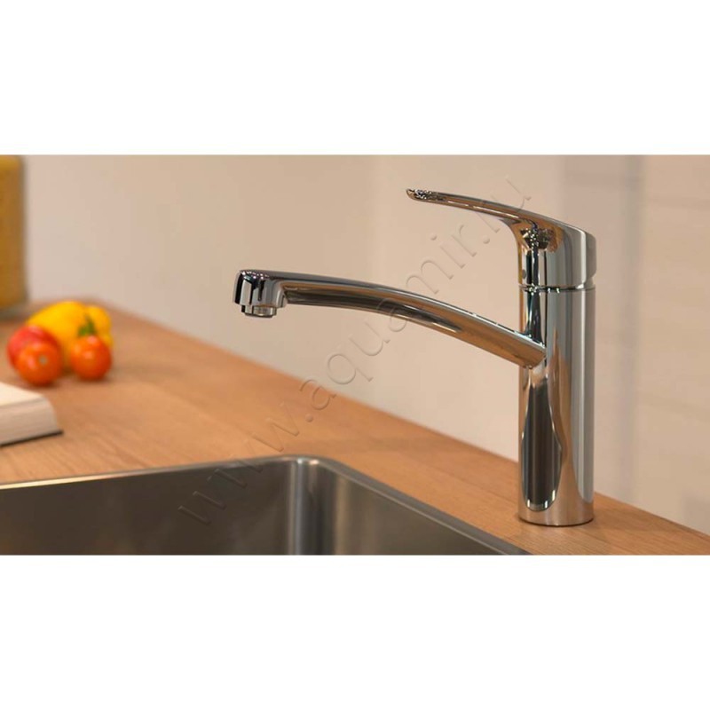 Однорычажный смеситель для кухни Hansgrohe Focus M41 31806000 в интерьере