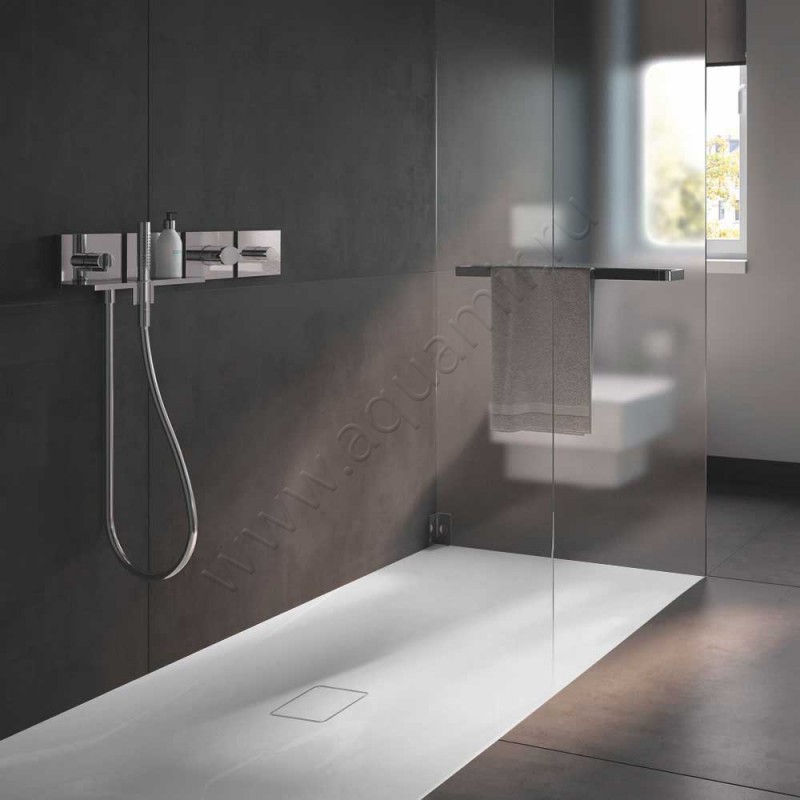 Стальной душевой поддон Kaldewei Conoflat 130x80 466100010001 в интерьере