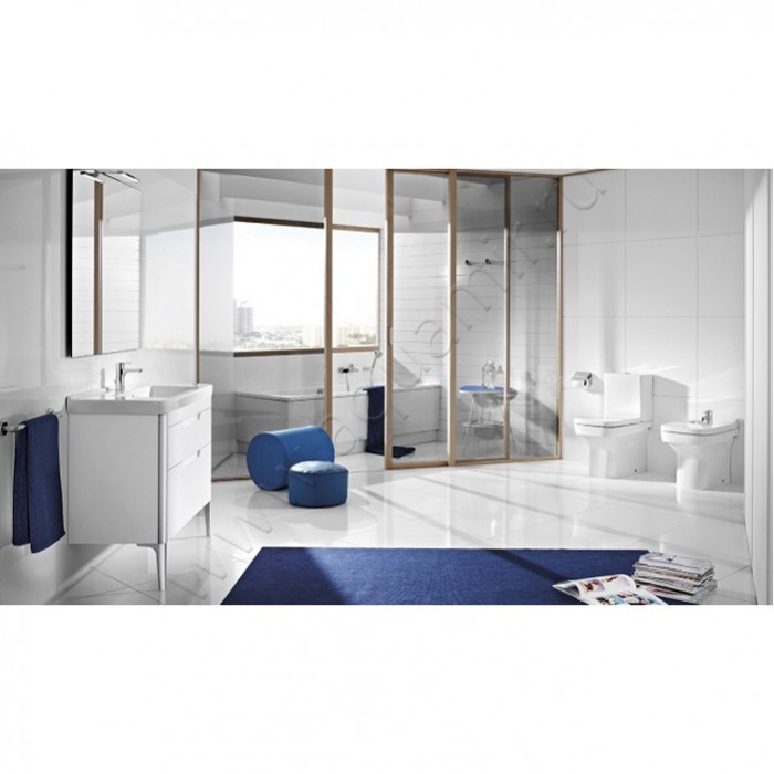 Унитаз напольный Roca Dama-N 734278W000 в интерьере