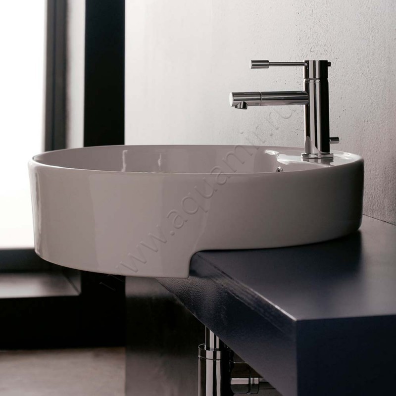 Раковина полувстраиваемая Scarabeo Geo 46 см 8029D в интерьере