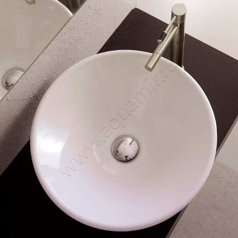 Раковина-чаша накладная Scarabeo Cup 46 см 8044 в интерьере