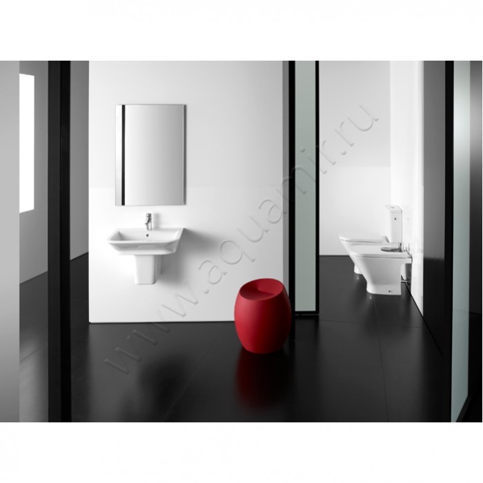 Рукомойник подвесной Roca The Gap 35 см 7327479000 в интерьере