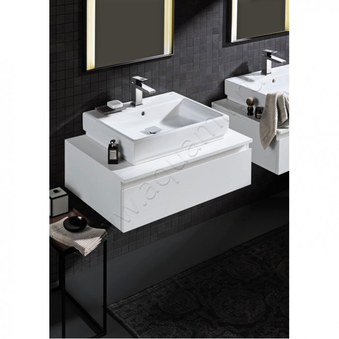 Раковина-чаша накладная с отверстием под смеситель Grohe Cube Ceramic 60 см 3947700H в интерьере