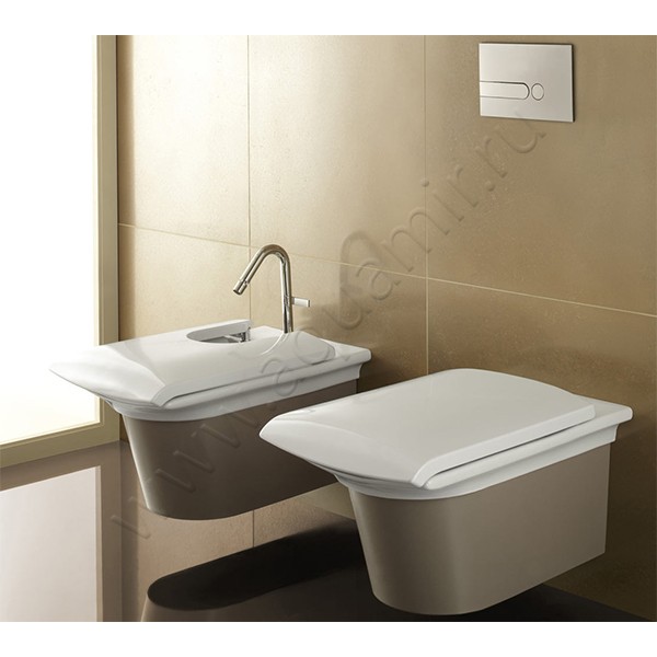 Биде подвесное Jacob Delafon Stillness E130400 в интерьере