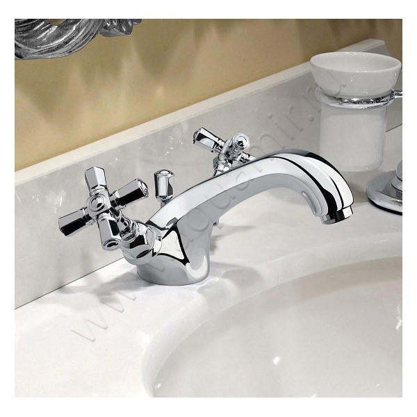 Смеситель для раковины Nicolazzi Teide хром 1932CR45 в интерьере