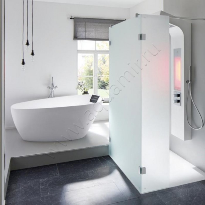 Ванна из минерального литья Riho Toledo 158x110 BS55005 в интерьере