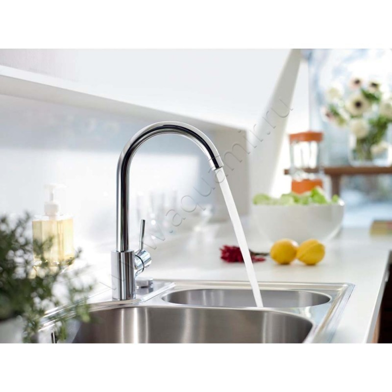 Однорычажный смеситель для раковины Hansgrohe Talis хром 32082000 в интерьере