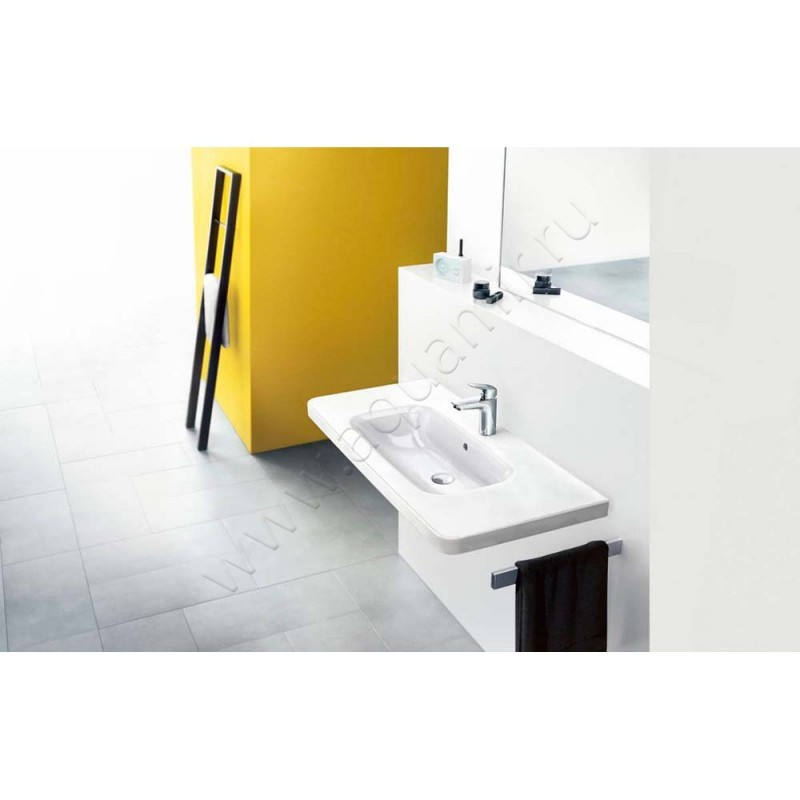 Смеситель для раковины Hansgrohe Logis 71103000 в интерьере