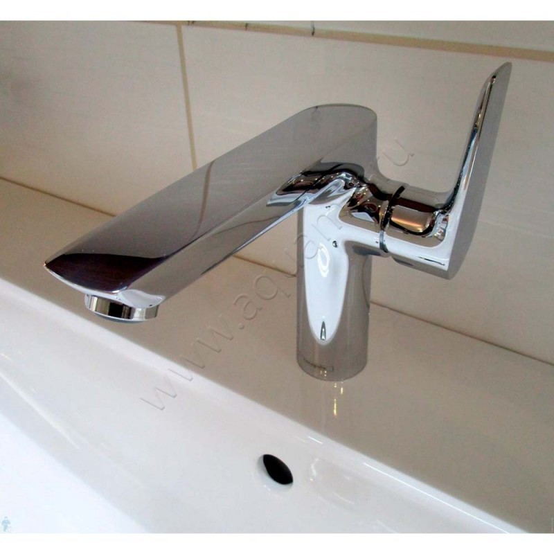 Смеситель для раковины Hansgrohe Talis E 71755000 в интерьере