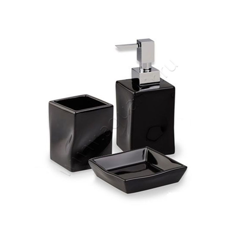 Дозатор Stilhaus Prisma золото 79516BI в интерьере