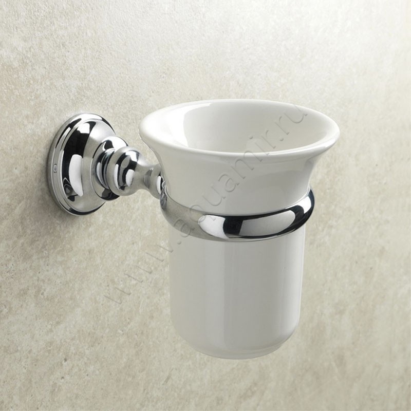 Стакан настенный Stilhaus Smart SM1025 в интерьере