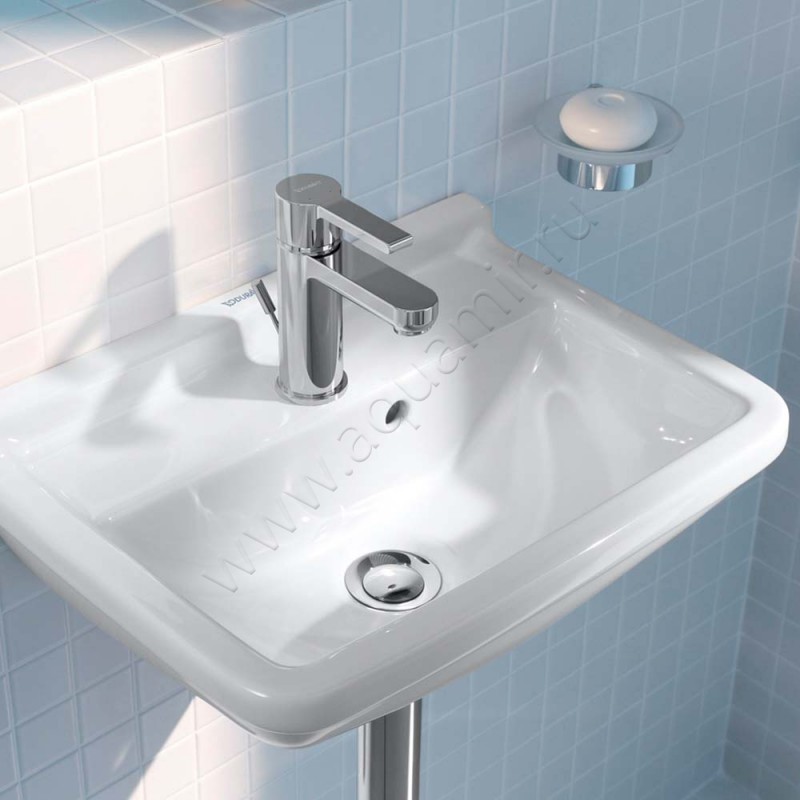 Смеситель для раковины Duravit B.2 B21010001010 в интерьере