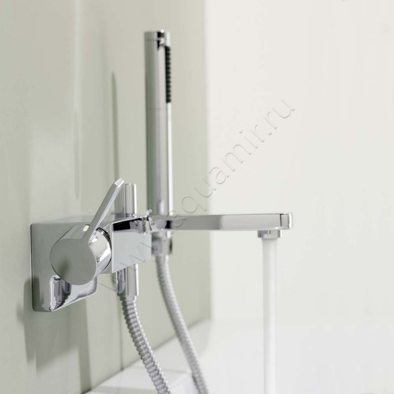 Смеситель для ванны Dornbracht LULU 3320071000 в интерьере