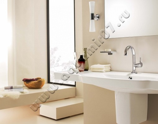 Смеситель для раковины Villeroy & Boch LaFleur 3350095500 в интерьере