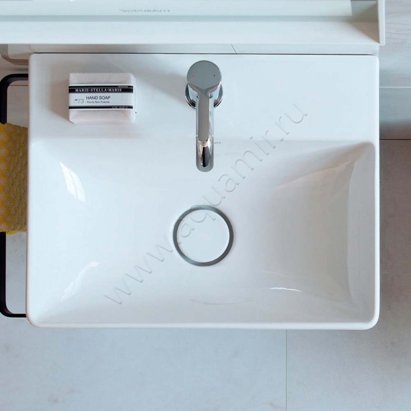 Рукомойник подвесной Duravit DuraSquare 45 см 07324500411 в интерьере