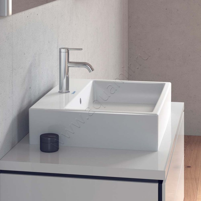 Раковина-чаша накладная с отверстием под смеситель Duravit Vero Air 60 см 23526000001 в интерьере