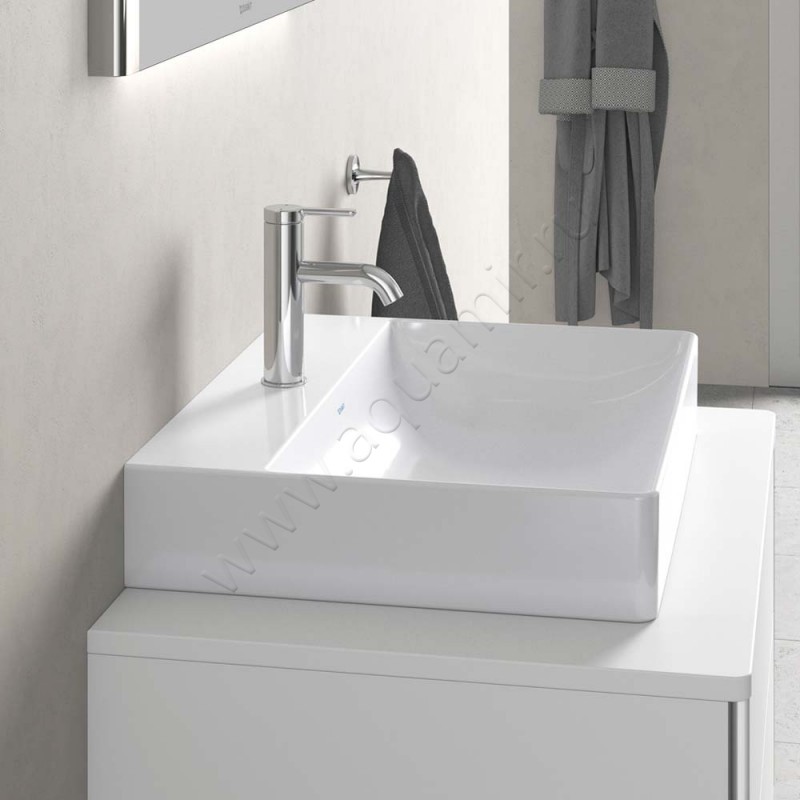Раковина-чаша накладная с отверстием под смеситель Duravit DuraSquare 60 см 23536000711 в интерьере