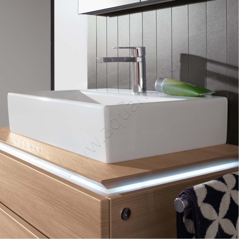 Раковина-чаша накладная с отверстием под смеситель Villeroy & Boch Memento 60 см, фарфор, белый глянец/white alpin 51336L01 в интерьере