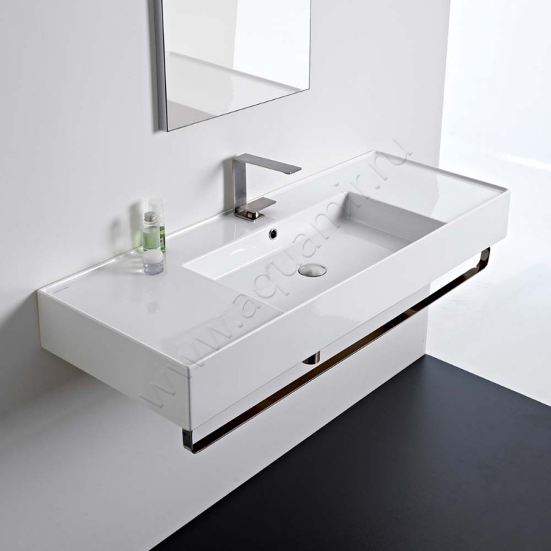 Раковина-чаша накладная с отверстием под смеситель Scarabeo Teorema 2.0 121 см 5125 в интерьере