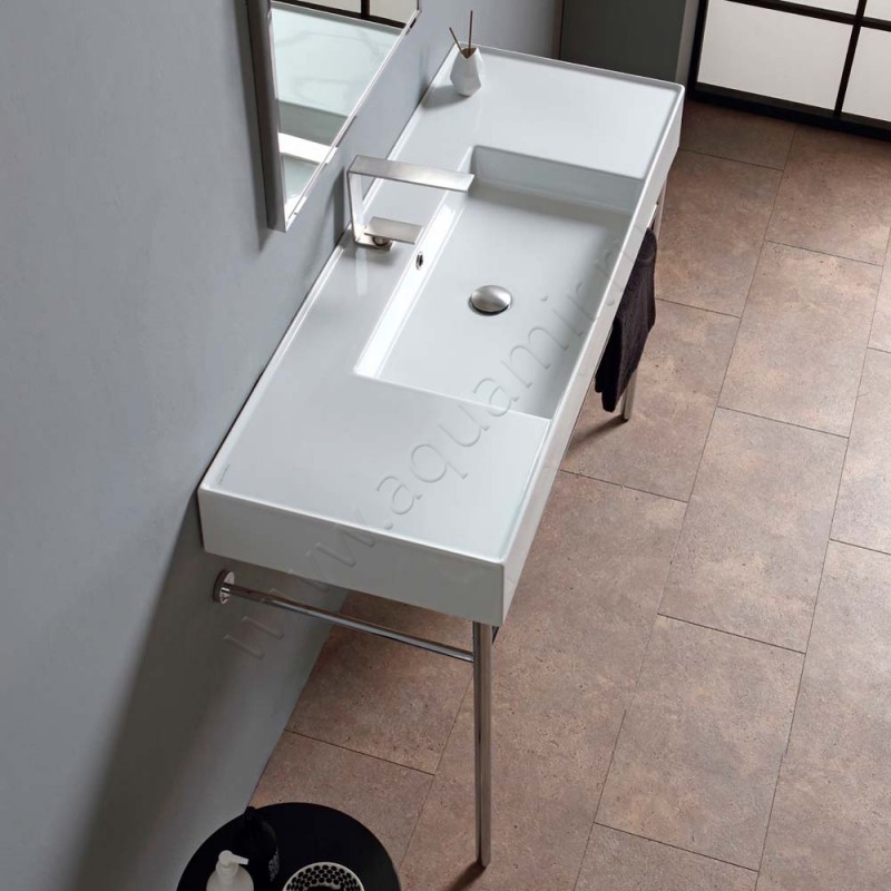 Раковина-чаша накладная с отверстием под смеситель Scarabeo Teorema 2.0 121 см 5125 в интерьере