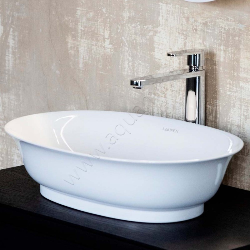 Раковина-чаша накладная Laufen The New Classic 55 см 8128524001121 в интерьере