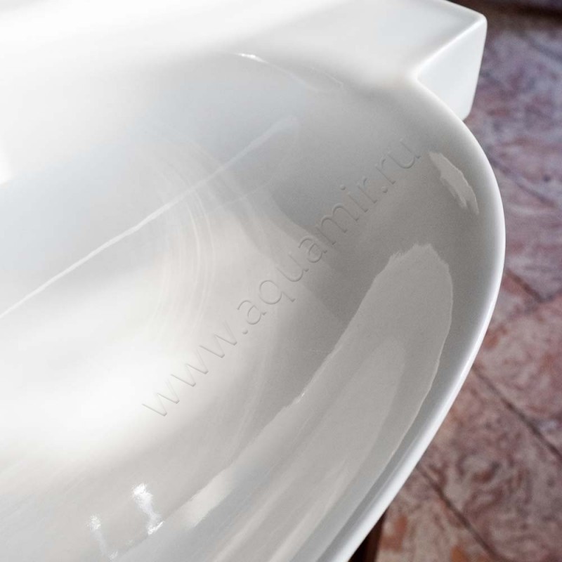 Раковина подвесная Laufen The New Classic 60 см 8138530001041 в интерьере