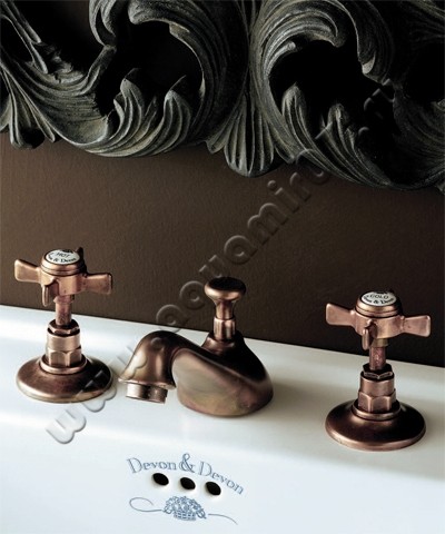 Смеситель для раковины Devon & Devon Coventry MARF26CR в интерьере