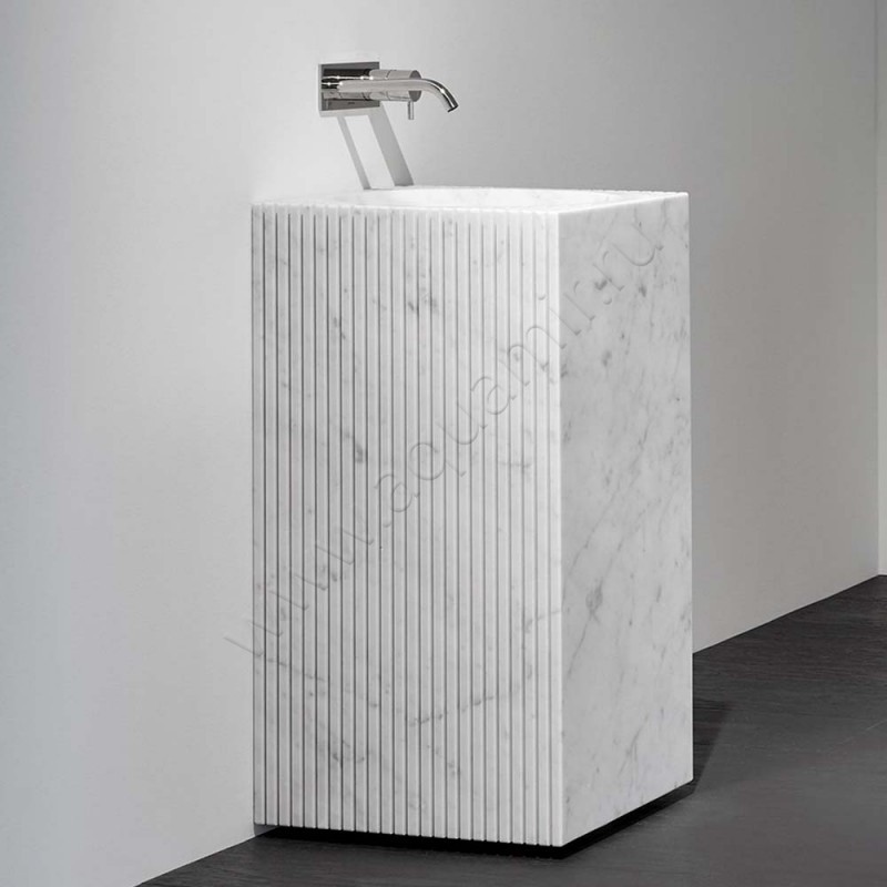 Раковина напольная без отверстий под смеситель Antonio Lupi CONTROVERSO 45 см CONTROVERSO в интерьере