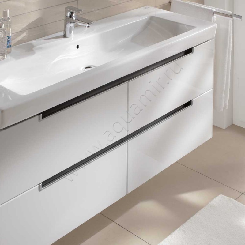 Тумба для раковины Villeroy & Boch Subway 2.0 A69800E8 в интерьере