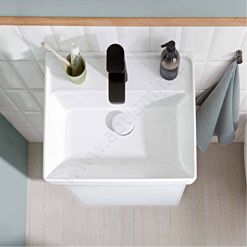 Тумба Villeroy & Boch Collaro C00501E8 в интерьере